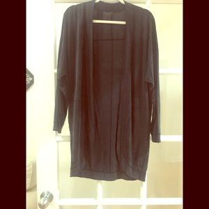 Lululemon lab black shawl